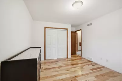 8755 W Meadow Ln, Franklin, WI 53132 - Photo 24