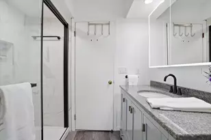 8755 W Meadow Ln, Franklin, WI 53132 - Photo 28