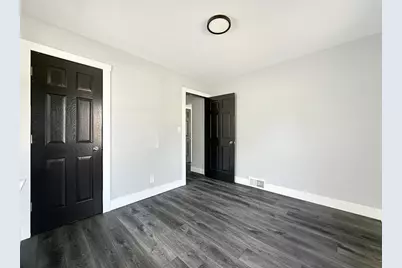 4616 N 30th St, Milwaukee, WI 53209 - Photo 6