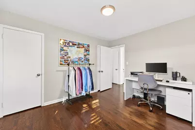 827 W La Salle Ave, Glendale, WI 53209 - Photo 26