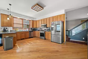 1005 97th St, Pleasant Prairie, WI 53158 - Photo 10