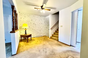 3127 W Canterbury Rd, Greenfield, WI 53221 - Photo 10