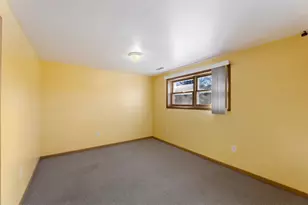 1605 Cliffview Dr, Holmen, WI 54636 - Photo 18