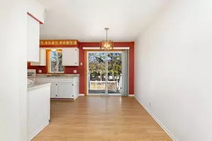 1605 Cliffview Dr, Holmen, WI 54636 - Photo 6