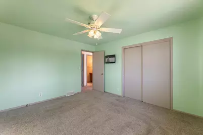 1605  Cliffview Dr, Holmen, WI 54636 - Photo 12