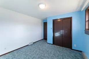 1605 Cliffview Dr, Holmen, WI 54636 - Photo 20