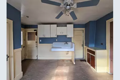 1929 N 18th St, Milwaukee, WI 53205 - Photo 18