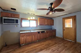 1929 N 18th St, Milwaukee, WI 53205 - Photo 2