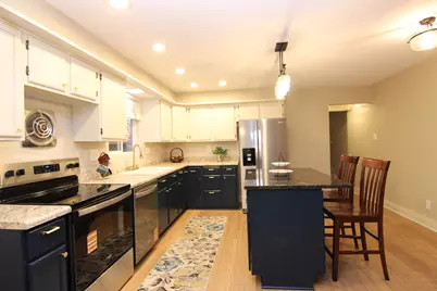 1303 S 9th St, Watertown, WI 53094 - Photo 2