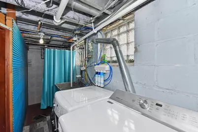 2348 S 84th St, West Allis, WI 53227 - Photo 18