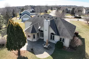 N21W26622 Cattail Ct, Pewaukee, WI 53072 - Photo 38