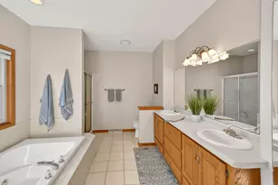 N21W26622 Cattail Ct, Pewaukee, WI 53072 - Photo 24