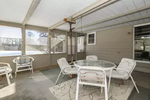 S58W25347 Crest Dr, Waukesha, WI 53189 - Photo 48