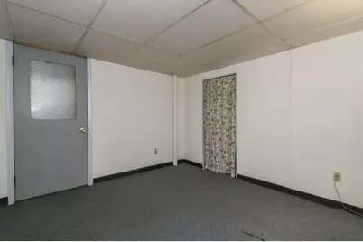 S58W25347  Crest Dr, Waukesha, WI 53189 - Photo 50