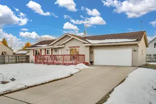 1607 Walter Ave, Racine, WI 53403 - Photo 2