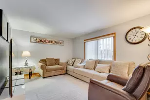 1607 Walter Ave, Racine, WI 53403 - Photo 4