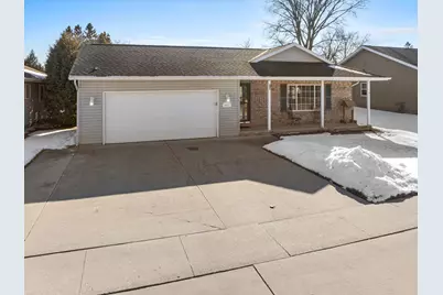 4017  Delta St, Manitowoc, WI 54220 - Photo 30