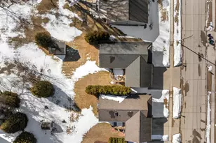 4017 Delta St, Manitowoc, WI 54220 - Photo 34