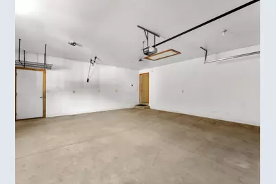 4017  Delta St, Manitowoc, WI 54220 - Photo 40