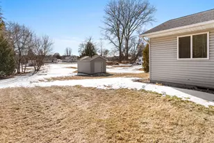 4017 Delta St, Manitowoc, WI 54220 - Photo 28