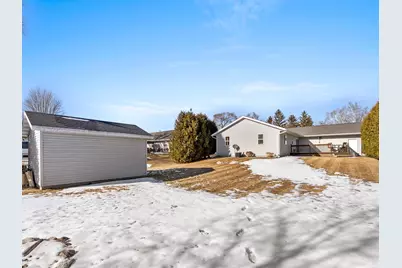 4017  Delta St, Manitowoc, WI 54220 - Photo 26