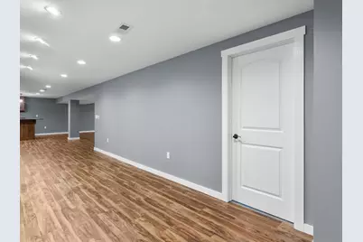 4017  Delta St, Manitowoc, WI 54220 - Photo 18