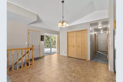 4017  Delta St, Manitowoc, WI 54220 - Photo 4