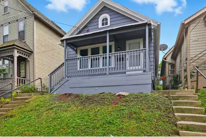 1017 E Pearson St, Milwaukee, WI 53202 - Photo 10