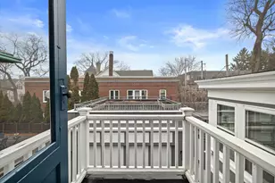 2237 N Lake Dr, Milwaukee, WI 53202 - Photo 44