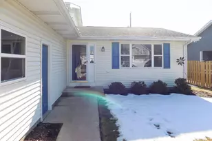 3781 124th St, Pleasant Prairie, WI 53158 - Photo 2