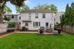 5835 N Lake Dr, Whitefish Bay, WI 53217 - Photo 4