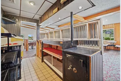 1702  Wisconsin Ave, New Holstein, WI 53061 - Photo 12