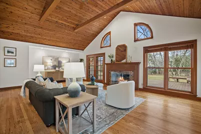 2650 W Sunnydale Ln, Mequon, WI 53092 - Photo 12