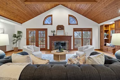 2650 W Sunnydale Ln, Mequon, WI 53092 - Photo 8