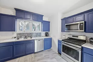 2400 N 56th St, Milwaukee, WI 53210 - Photo 12