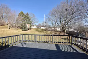 1329 N 11th Ave, West Bend, WI 53090 - Photo 26