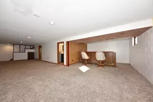 1329 N 11th Ave, West Bend, WI 53090 - Photo 20