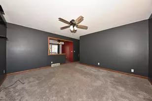 1329 N 11th Ave, West Bend, WI 53090 - Photo 4