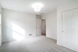 805 N Oakwood Ave, Oconomowoc, WI 53066 - Photo 42