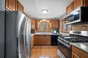 2844 S 132nd St, New Berlin, WI 53151 - Photo 16