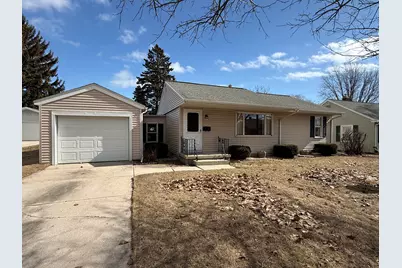 1337 N 9th St, Manitowoc, WI 54220 - Photo 28