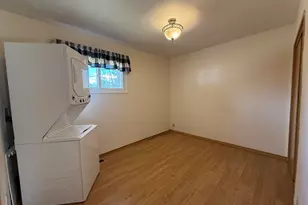 1337 N 9th St, Manitowoc, WI 54220 - Photo 12