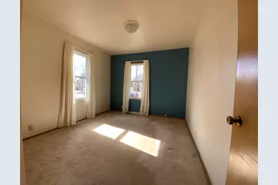 1337 N 9th St, Manitowoc, WI 54220 - Photo 10