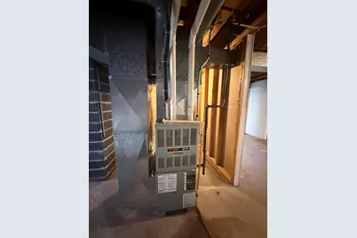 1337 N 9th St, Manitowoc, WI 54220 - Photo 22