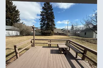 1337 N 9th St, Manitowoc, WI 54220 - Photo 18