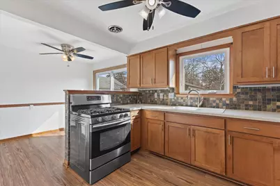 3250 S 72nd St, Milwaukee, WI 53219 - Photo 12