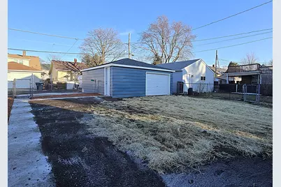 1246 S 49th St, West Milwaukee, WI 53214 - Photo 36