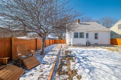2722 N 74th St, Wauwatosa, WI 53210 - Photo 24