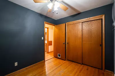 5869 S Trinthammer Ave, Cudahy, WI 53110 - Photo 14