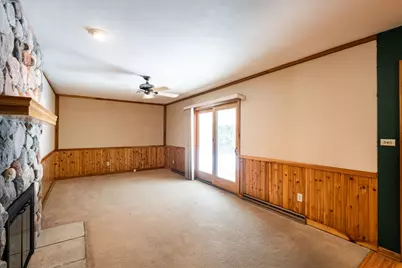 5869 S Trinthammer Ave, Cudahy, WI 53110 - Photo 8